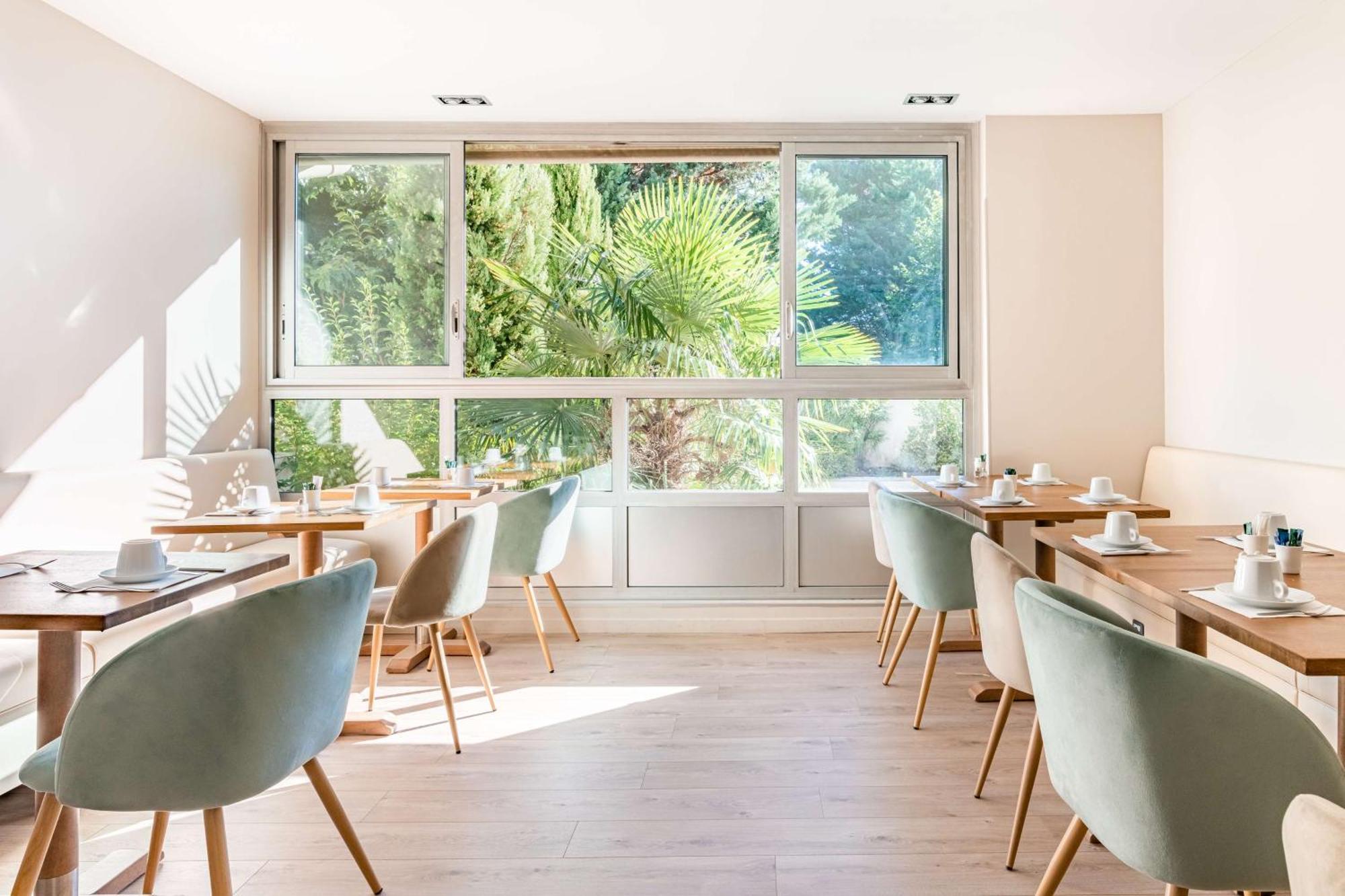 Best Western Hotel Des Barolles - Lyon Sud Бринье Экстерьер фото