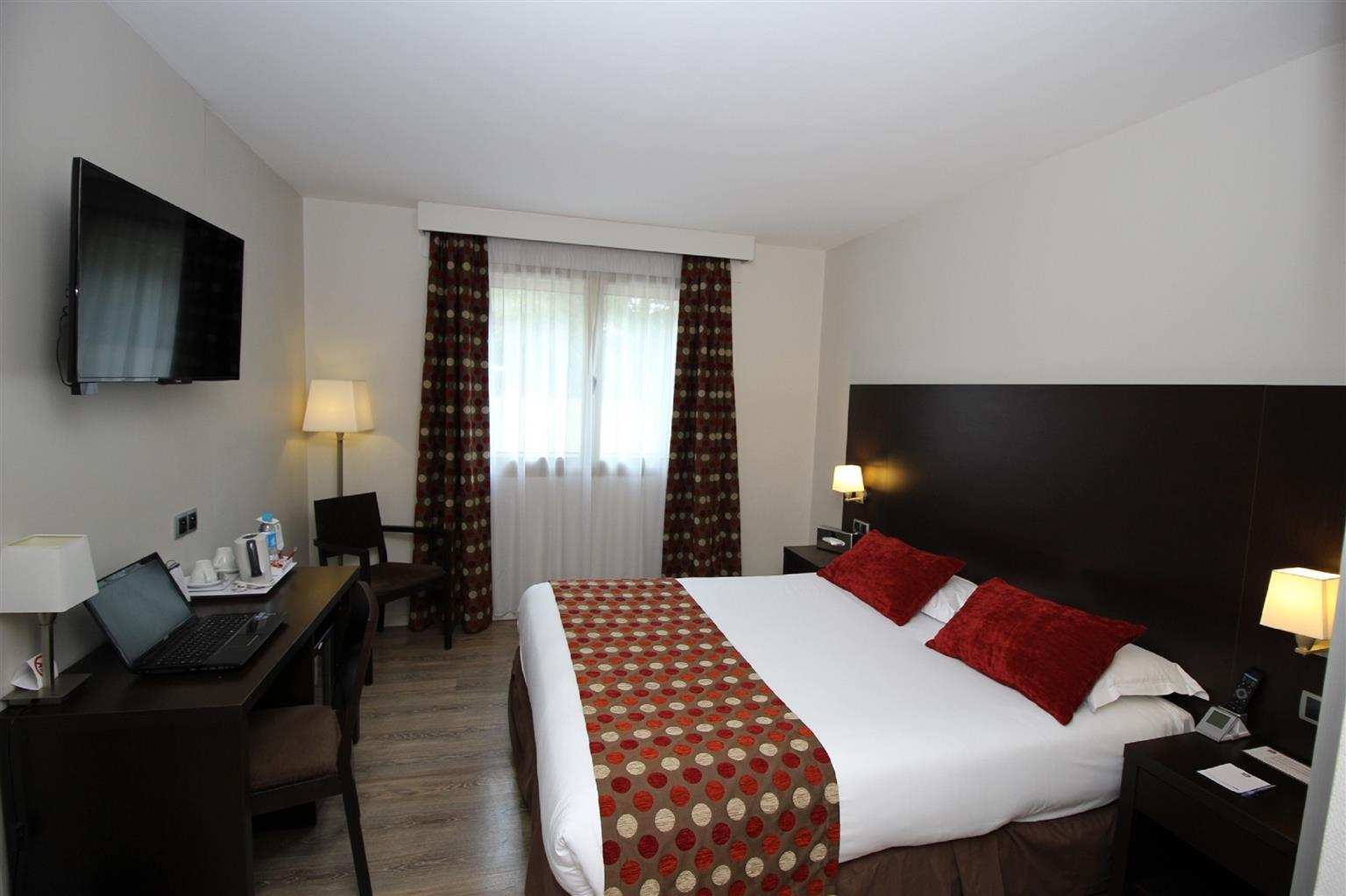 Best Western Hotel Des Barolles - Lyon Sud Бринье Экстерьер фото